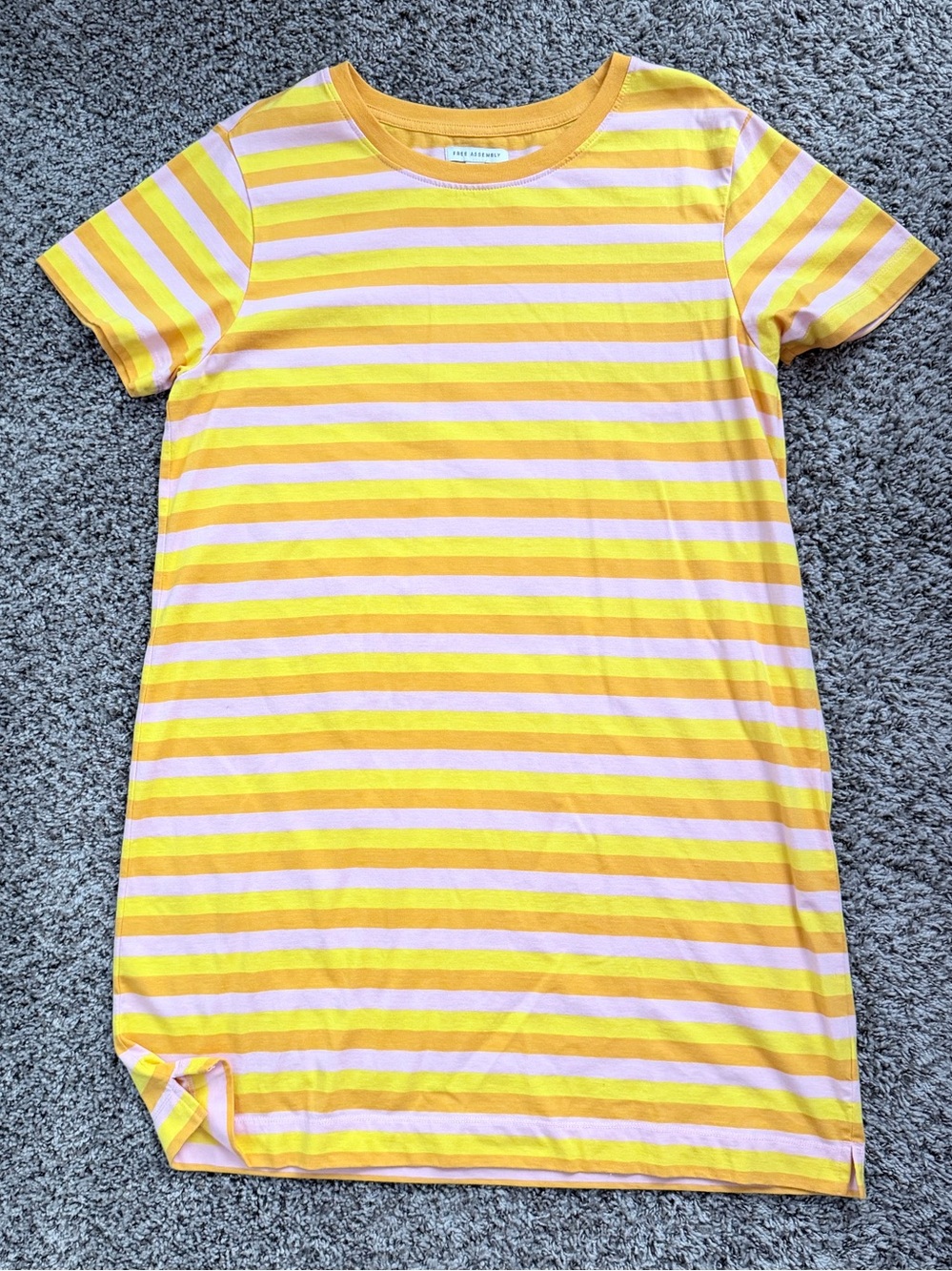 The Sleeveless Crewneck Stripe Dress - Yellow & Pink